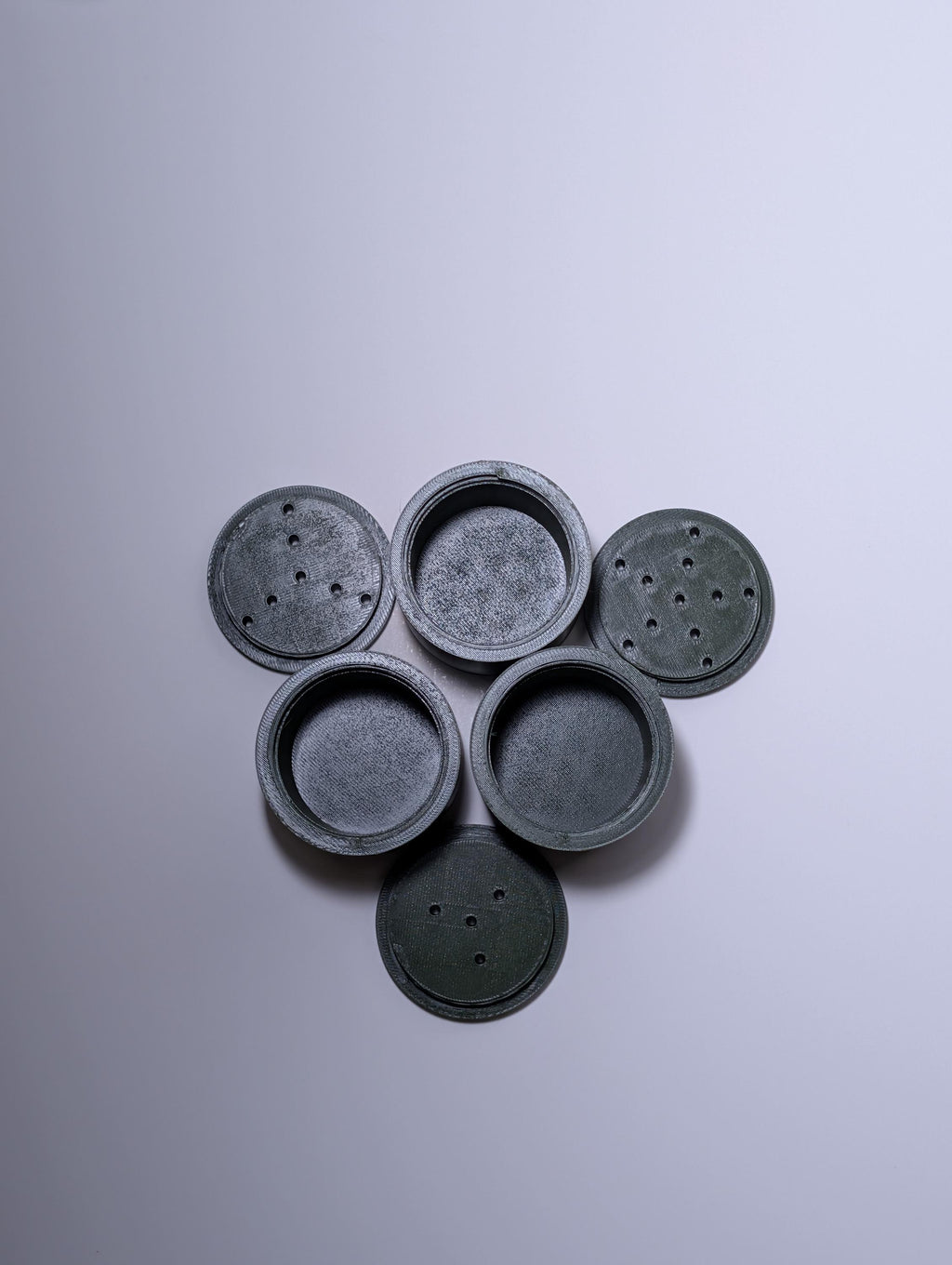 Magnetic optional Mini K9 Nose Work Scent Containers – Set of 3 / multi-oder levels.