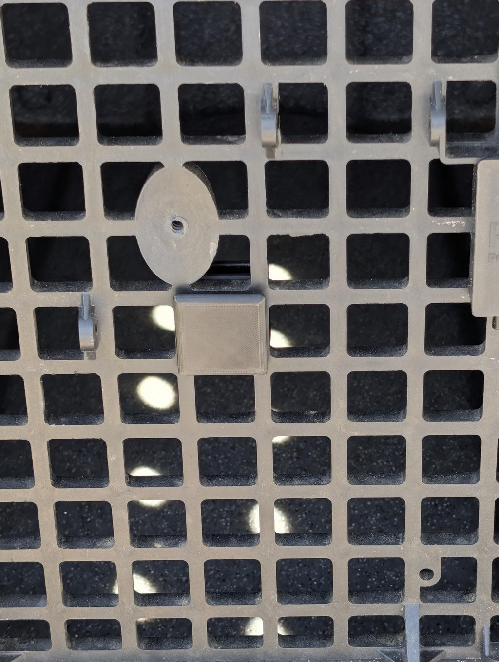 RuffLand Kennel Door Utility Hanger